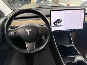 Miniature 16 Tesla Model 3 Standard Range 2019