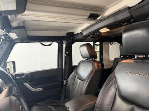 Miniature 11 Jeep Wrangler Unlimited Sahara 2017