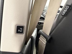 Miniature 17 Chrysler Pacifica Select PHEV 2024