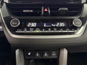 Miniature 20 Toyota Corolla Cross XLE 2024