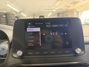 Thumbnail 16 Hyundai Kona EV Preferred 2-Tone 2022