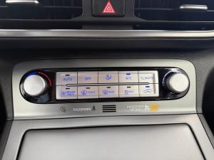Thumbnail 18 Hyundai Kona EV Preferred 2-Tone 2022