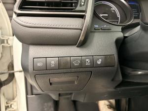 Miniature 15 Toyota Camry XLE Hyb 2024