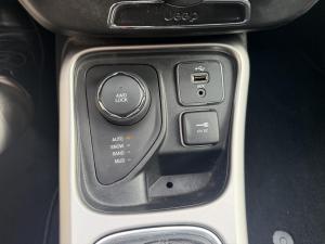 Miniature 18 Jeep Compass Sport 2018