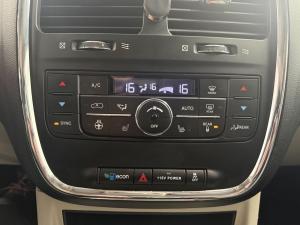 Thumbnail 20 Dodge Grand Caravan Crew Plus 2018