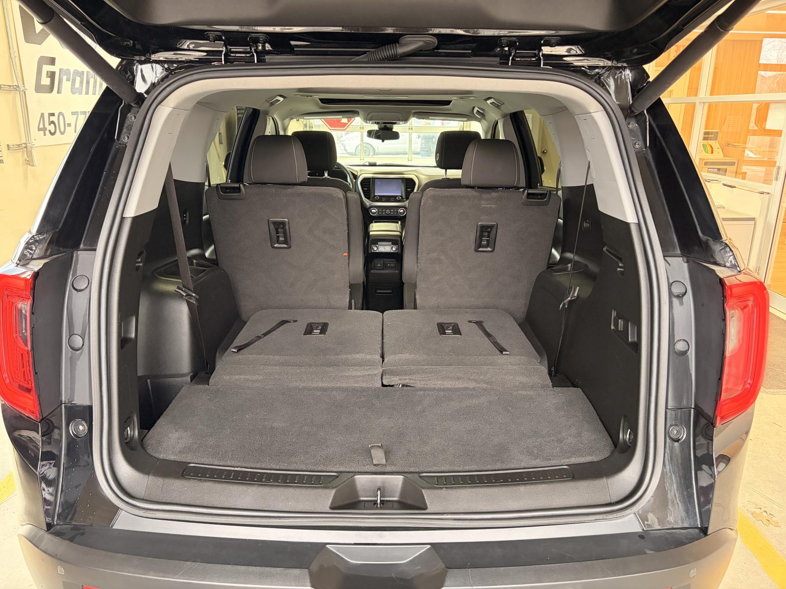 Image 10 GMC Acadia SLE 2022