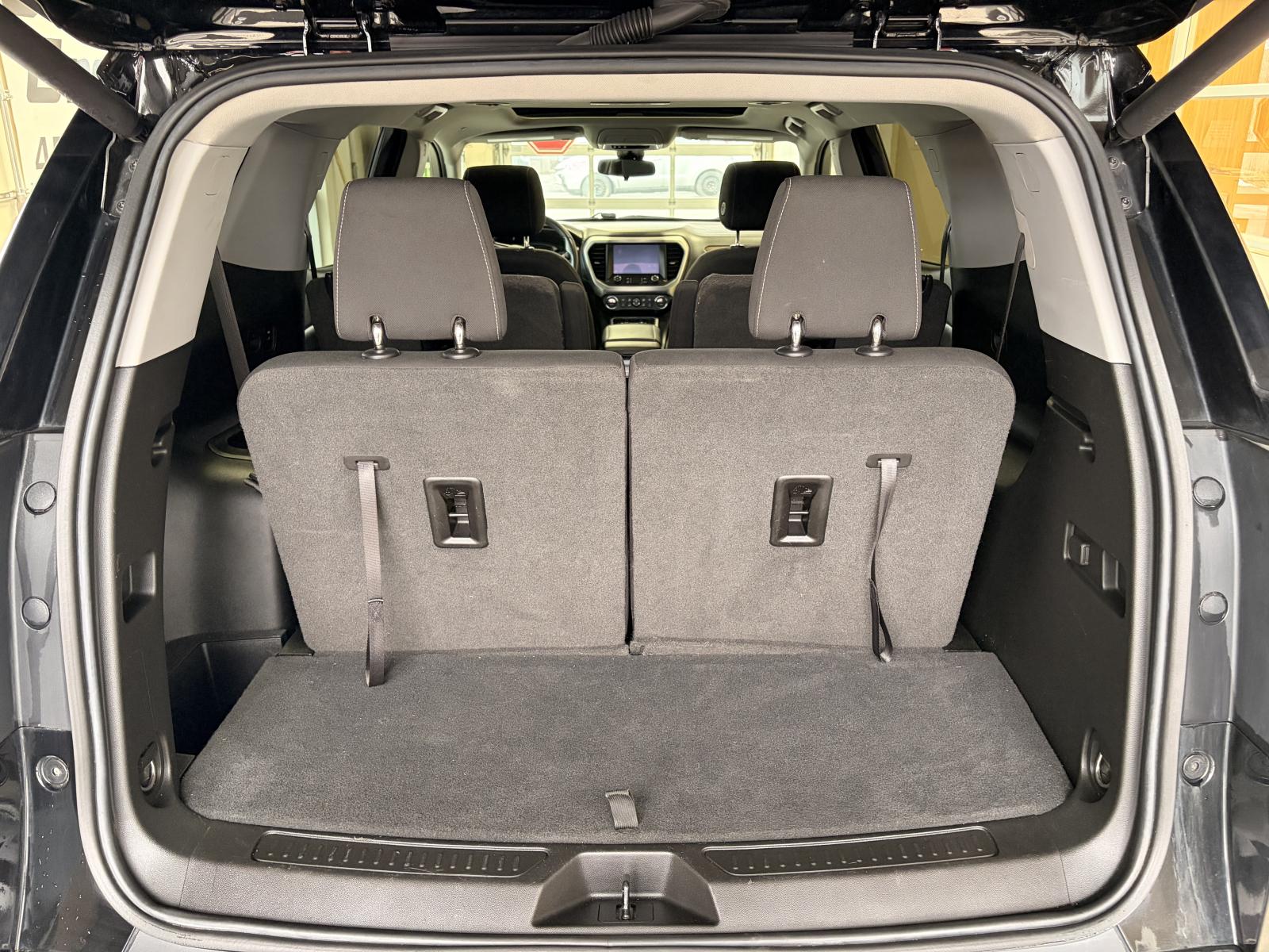 Image 11 GMC Acadia SLE 2022