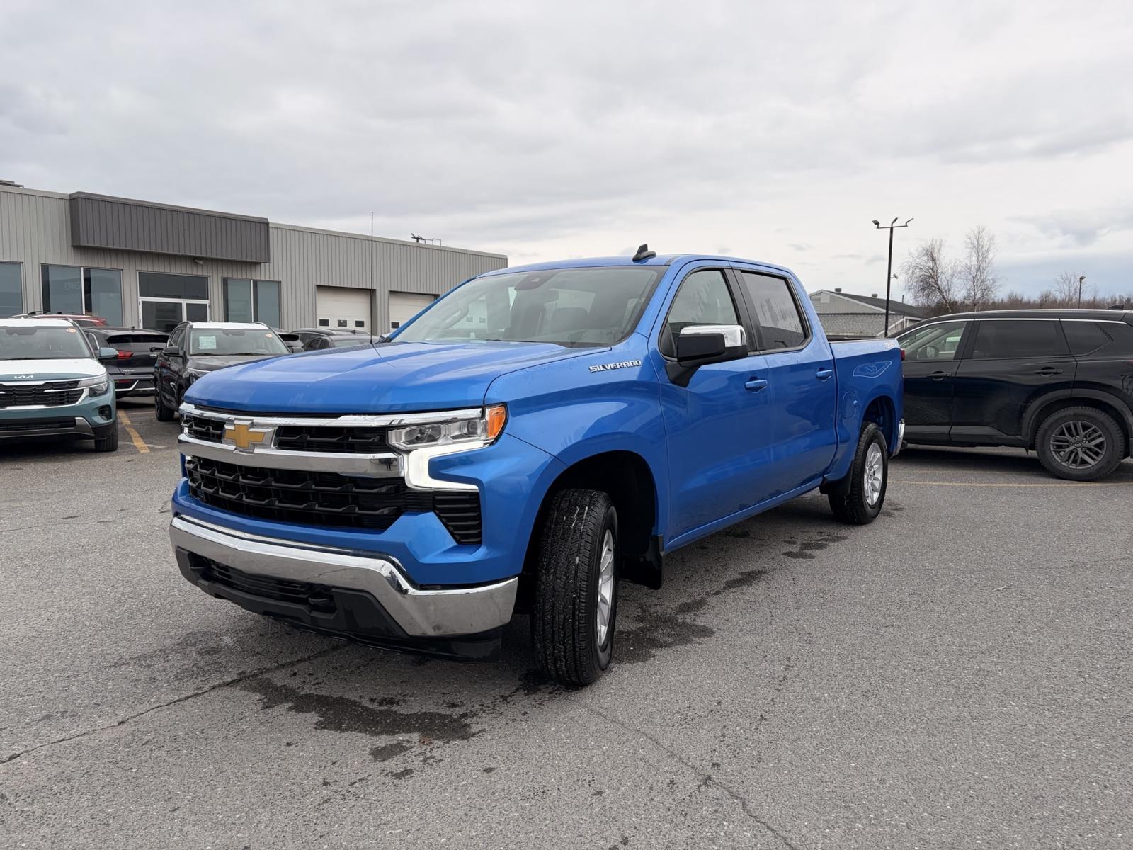 Image 3 Chevrolet Silverado 1500 LT 2025
