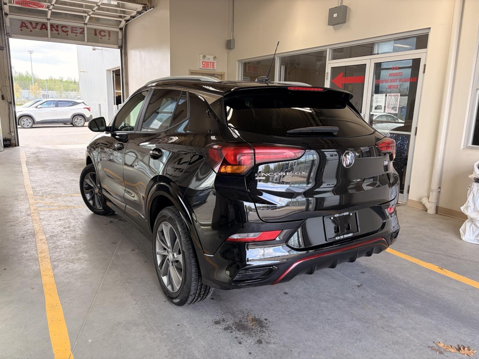 Buick Encore GX Select 2023 — photo 4