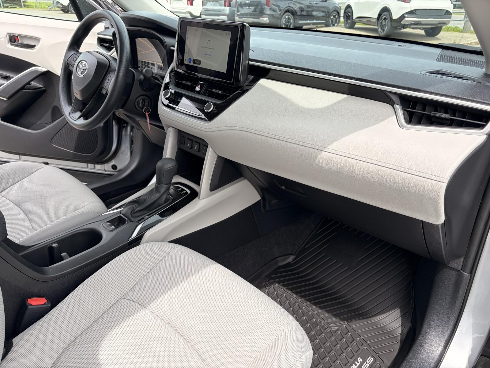 Toyota Corolla Cross L 2025 — photo 8