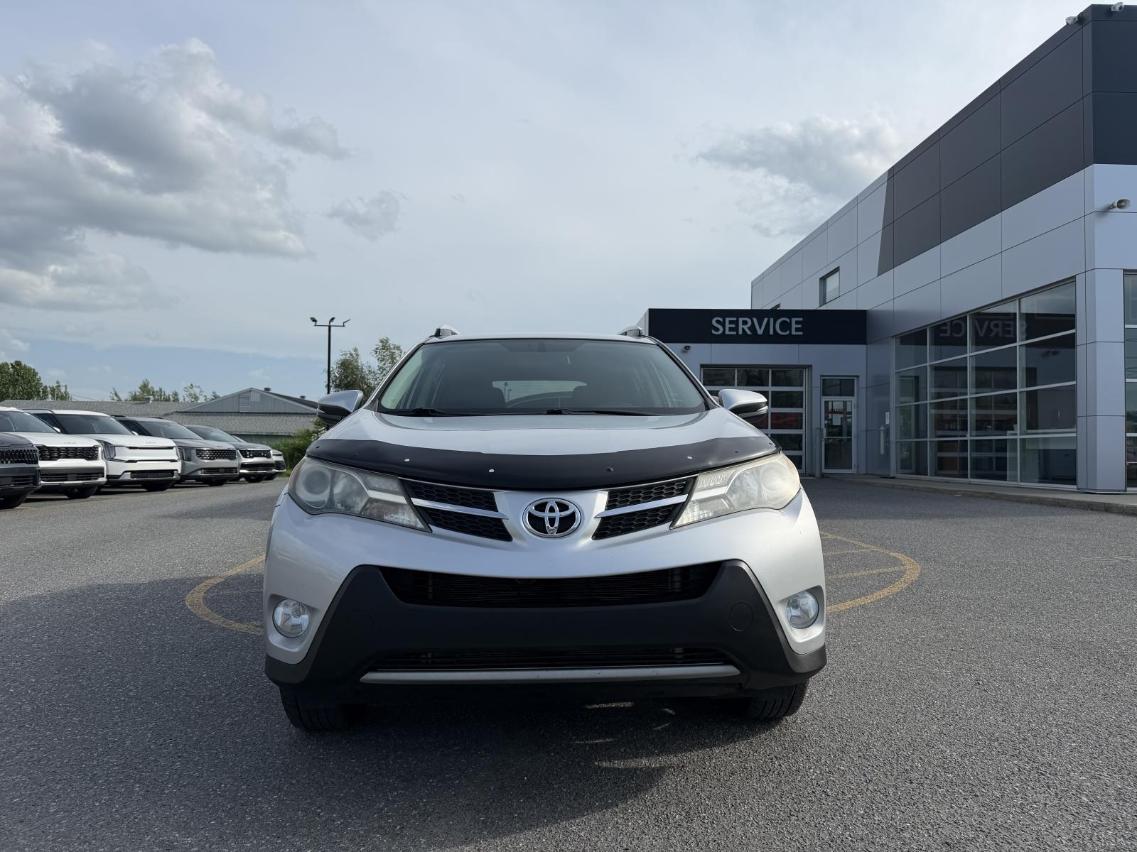 Toyota Rav4 XLE 2015 — photo 2