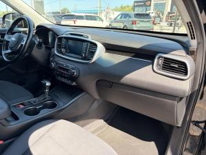 Miniature 8 Kia Sorento LX V6 2019
