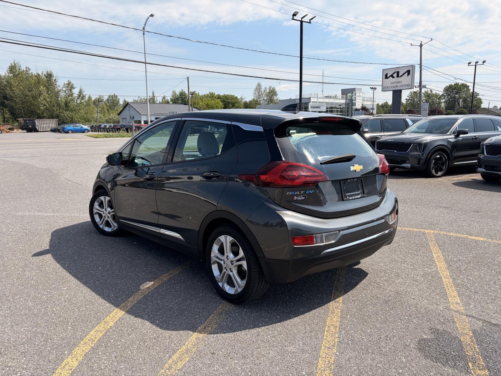 Chevrolet Bolt EV LT 2017 — photo 4