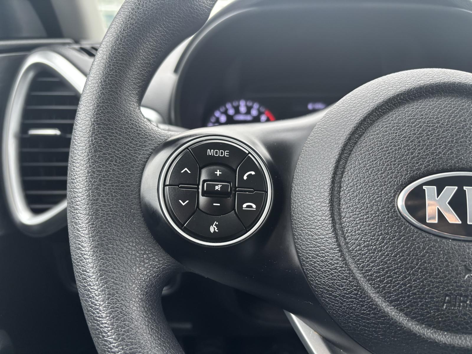 Image 12 Kia Soul LX 2021