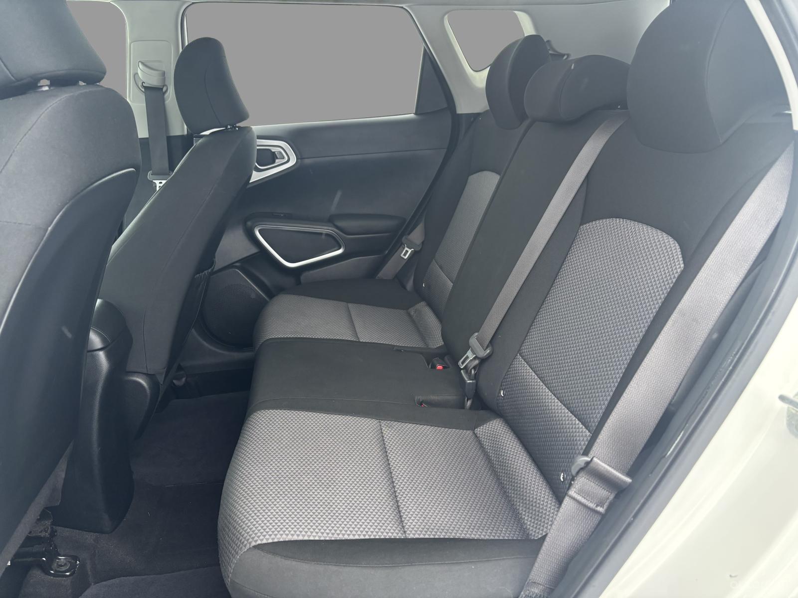 Image 8 Kia Soul LX 2021