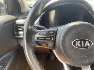 Miniature 17 Kia Rio LX Plus 2021