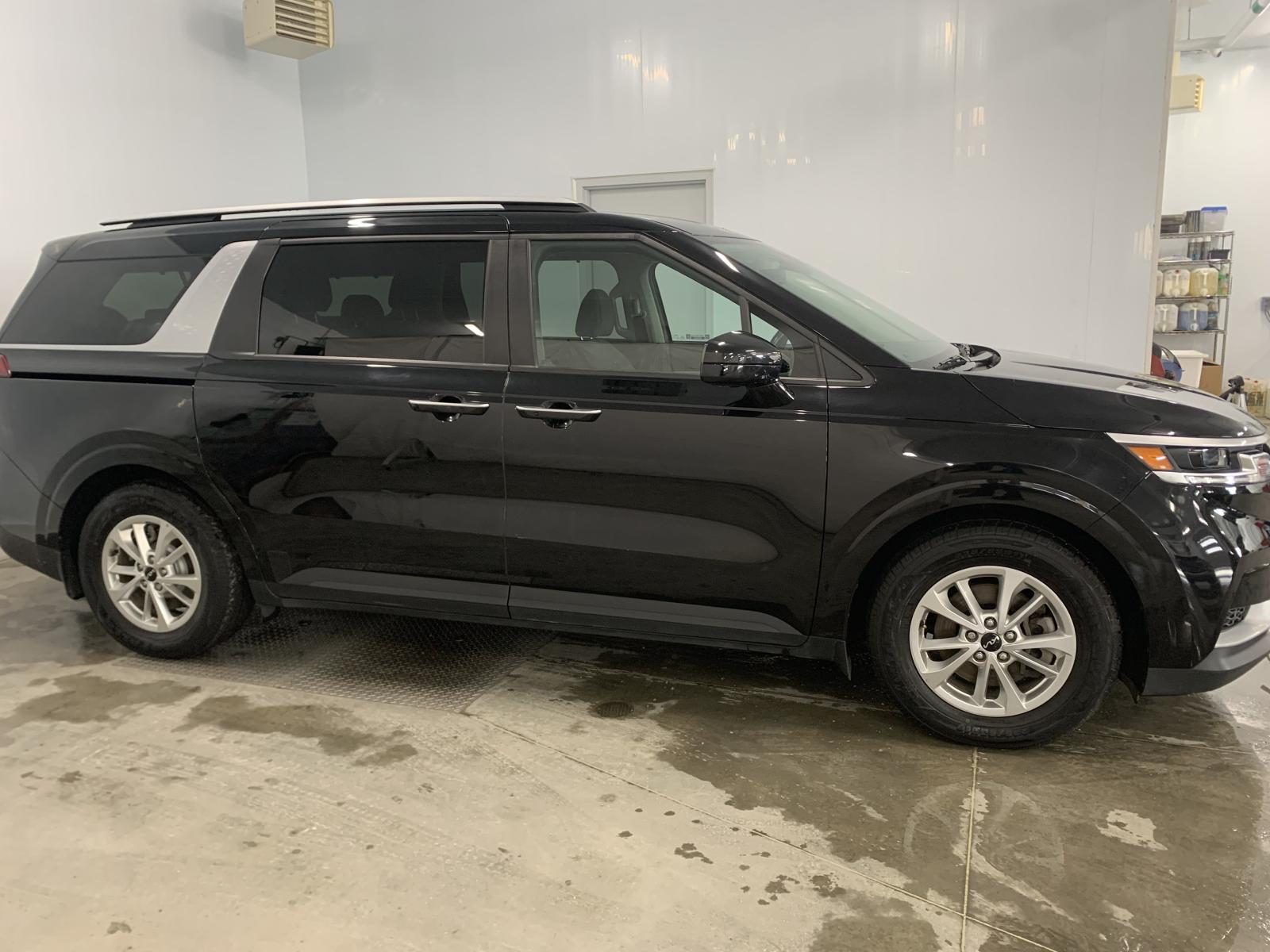 Kia Carnival LX+ 2022 — photo 5