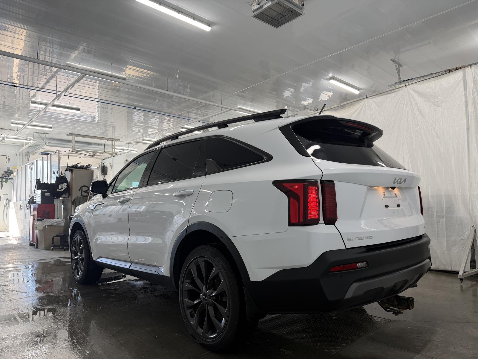 Kia Sorento X-Line 2023 — photo 4