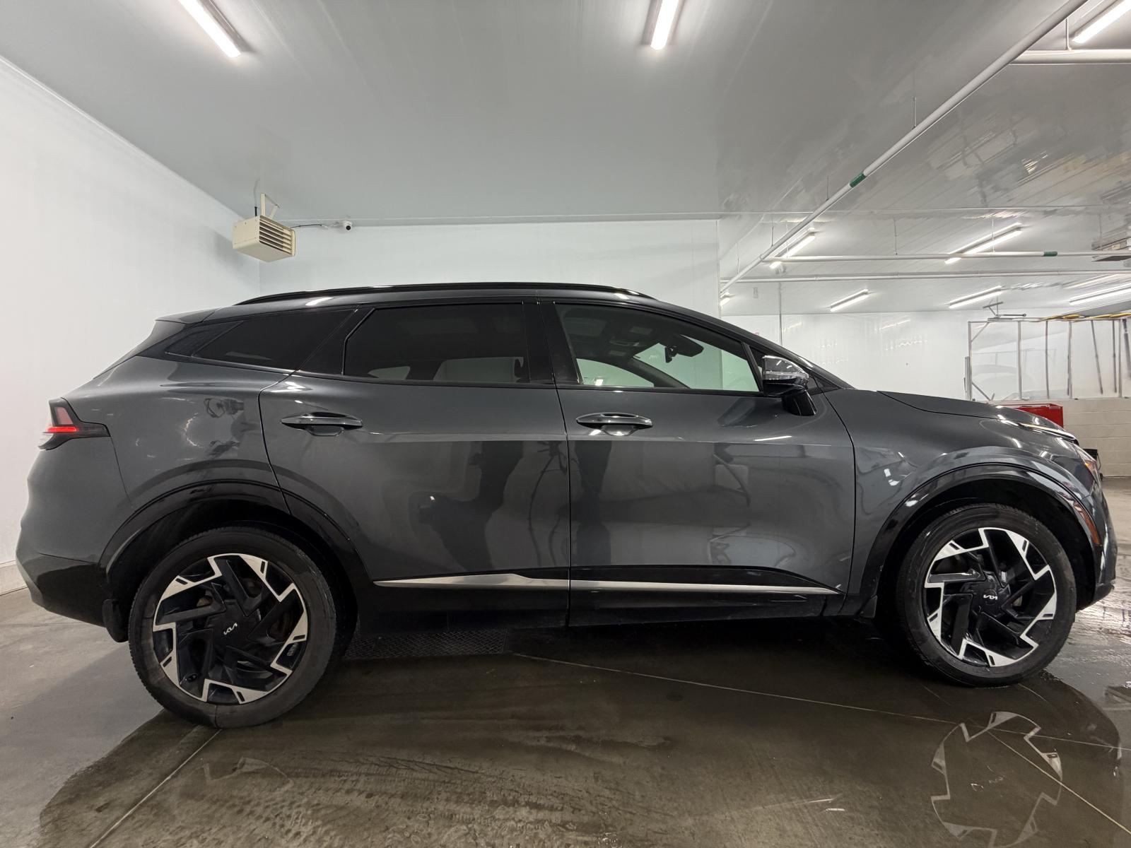 Kia Sportage EX Premium 2023 — photo 8