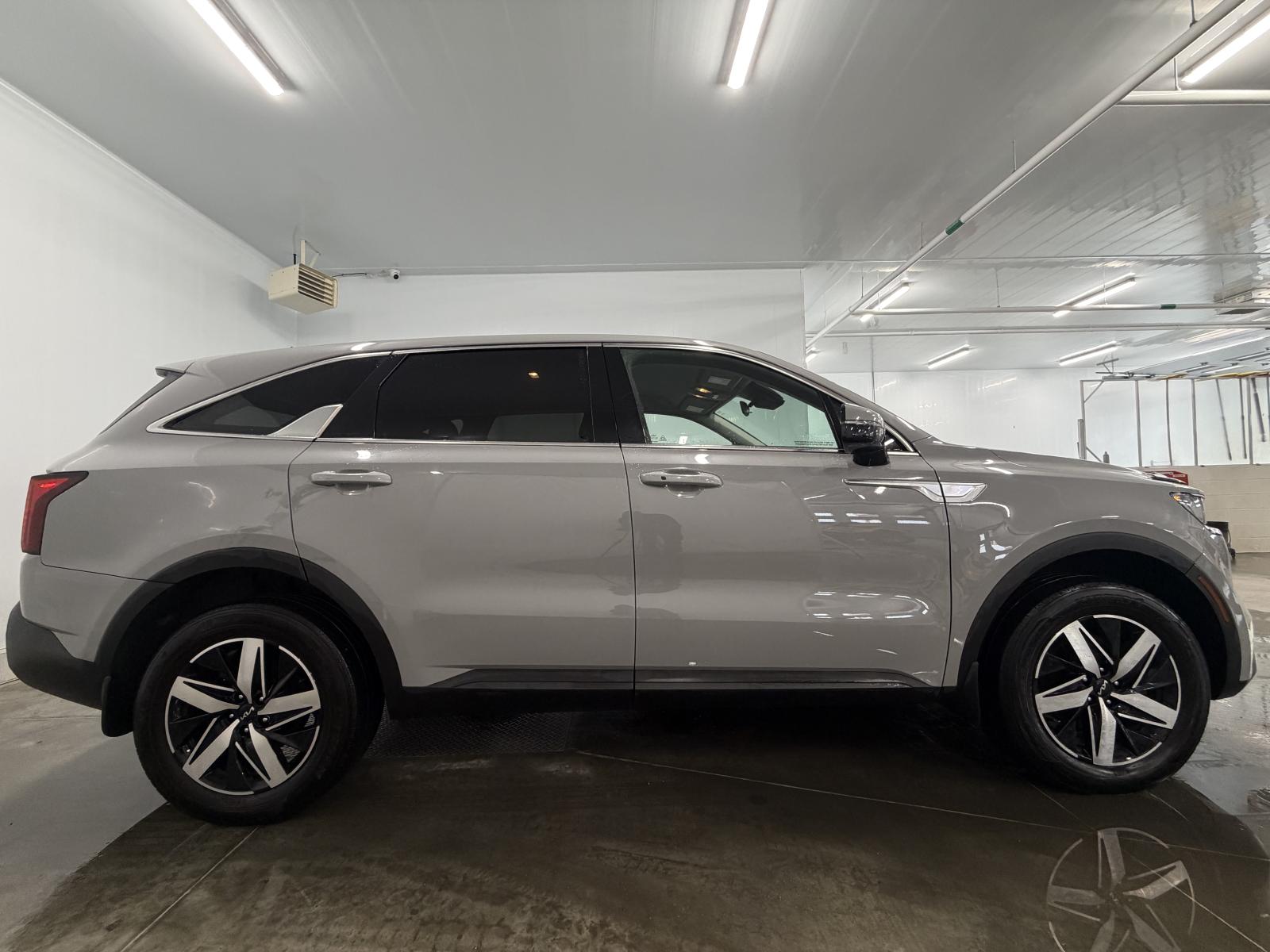 Kia Sorento LX Premium 2022 — photo 8