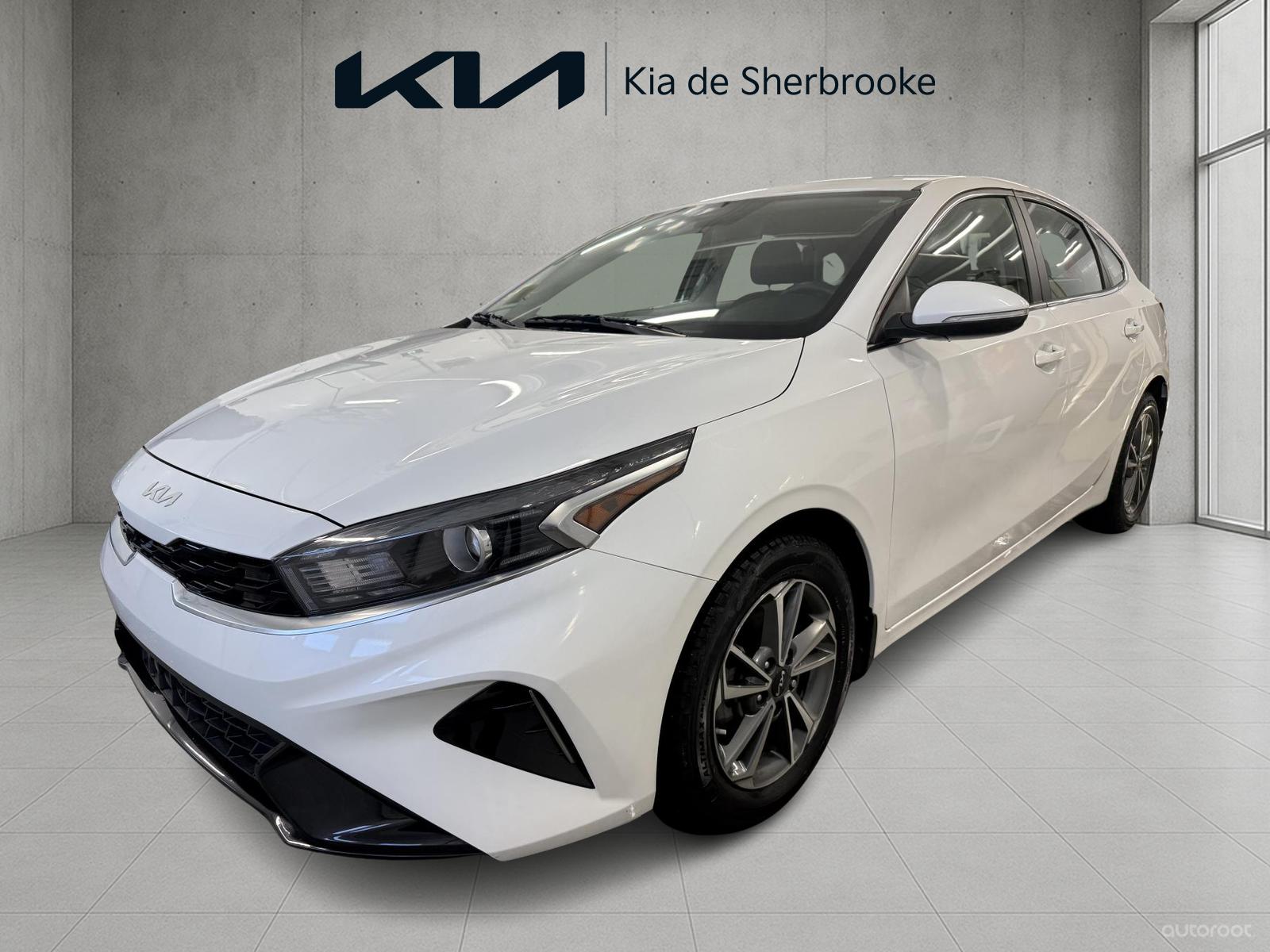 Kia Forte5 EX 2022