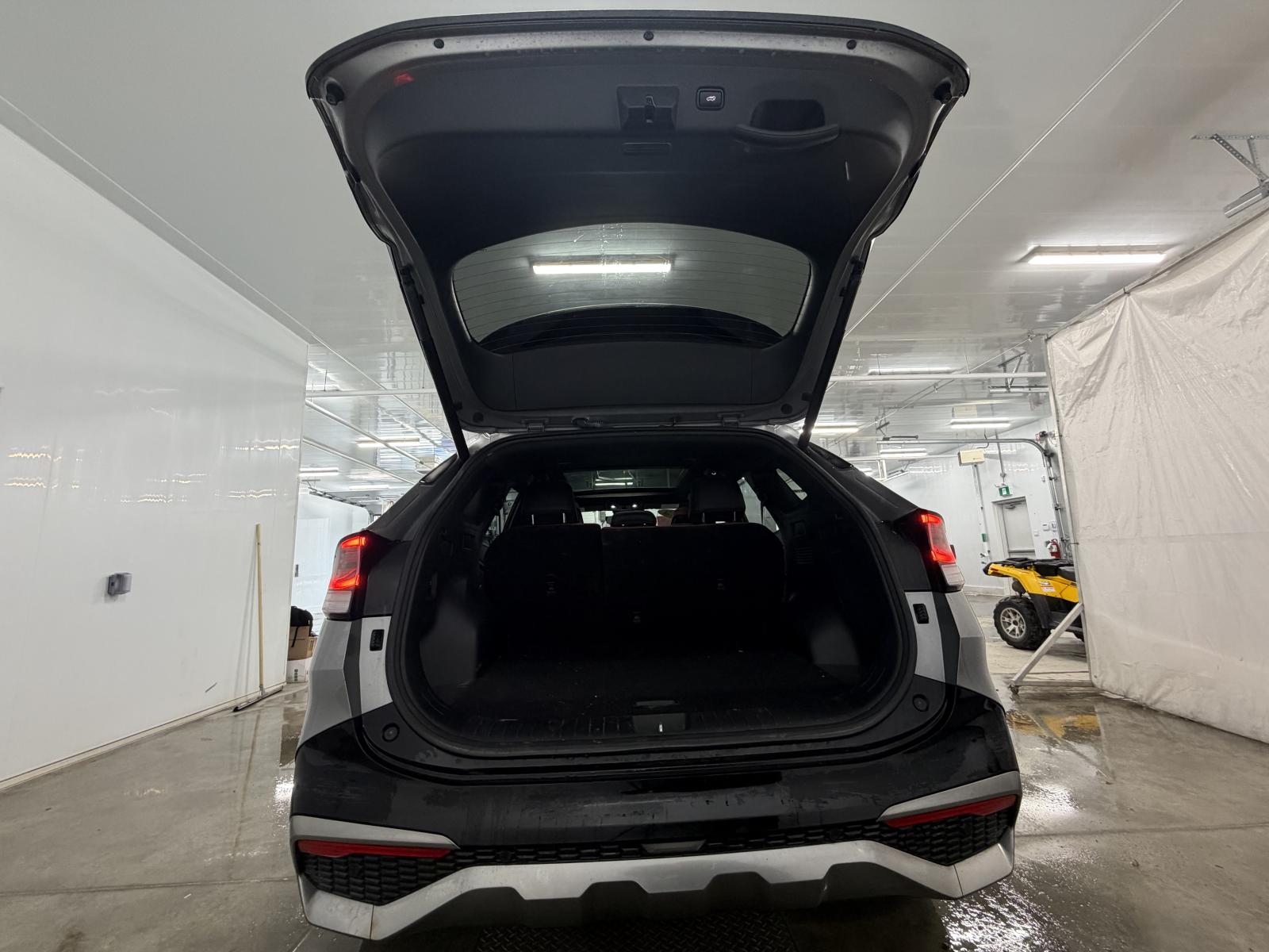 Kia Sportage SX Hybrid 2023 — photo 6