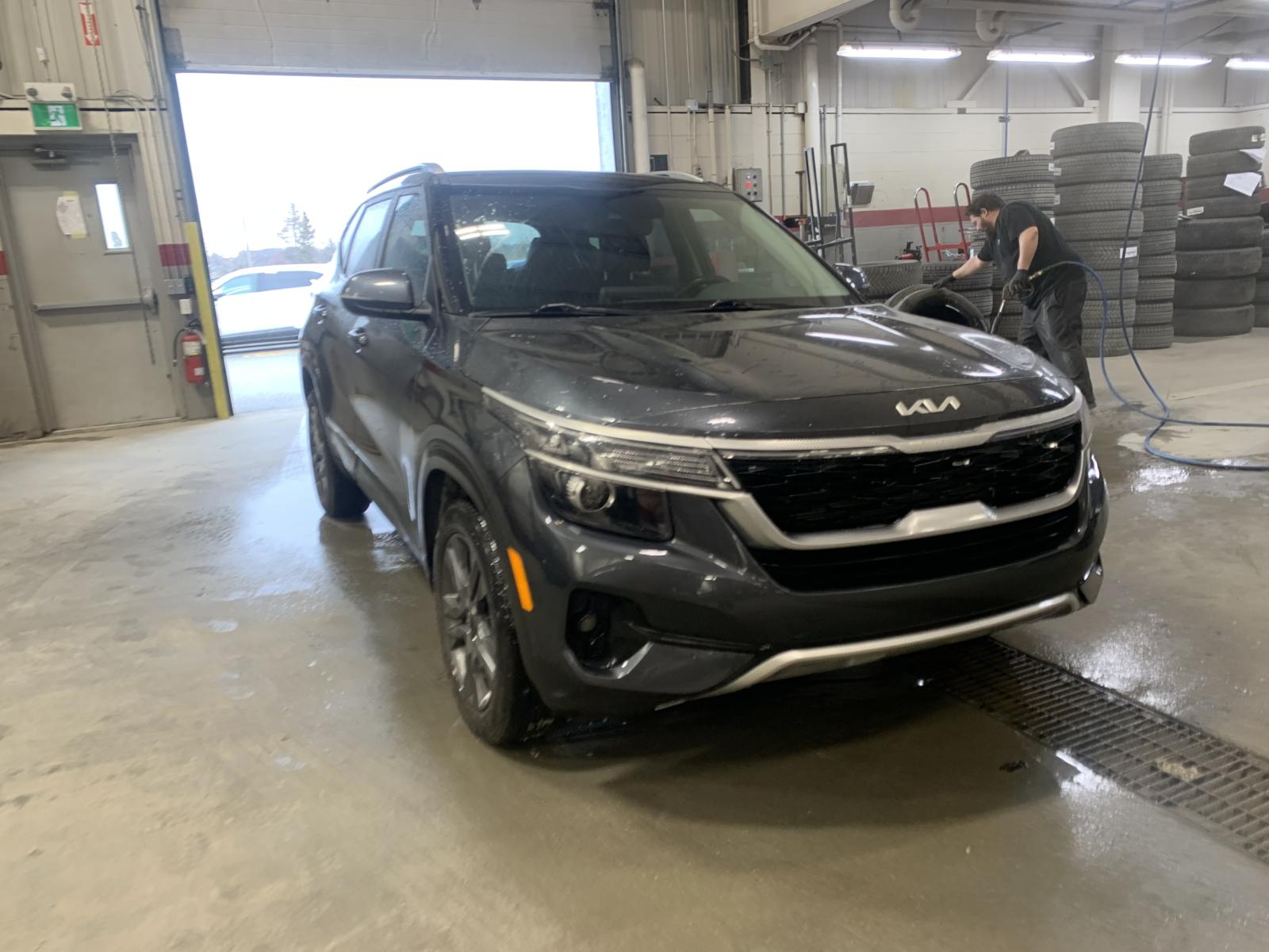 Image 3 Kia Seltos EX 2023