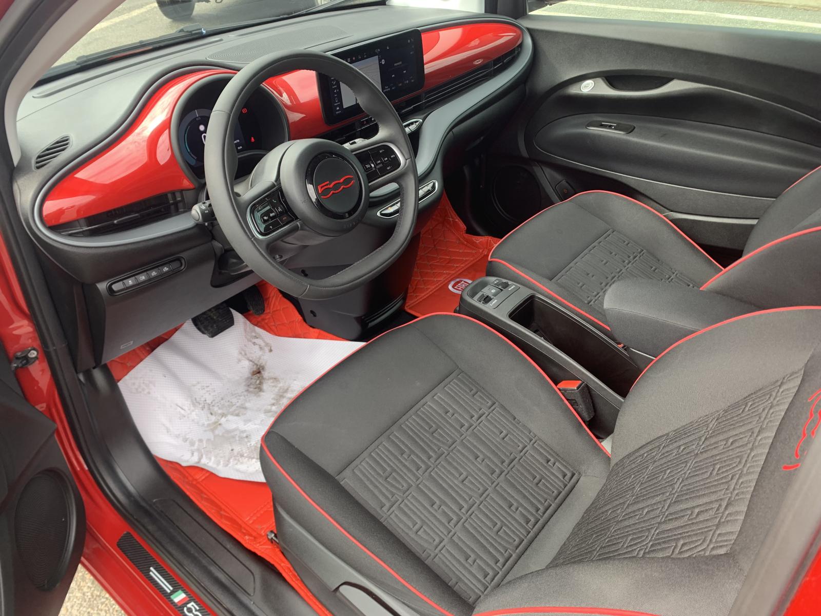 Image 8 Fiat 500E Base 2024