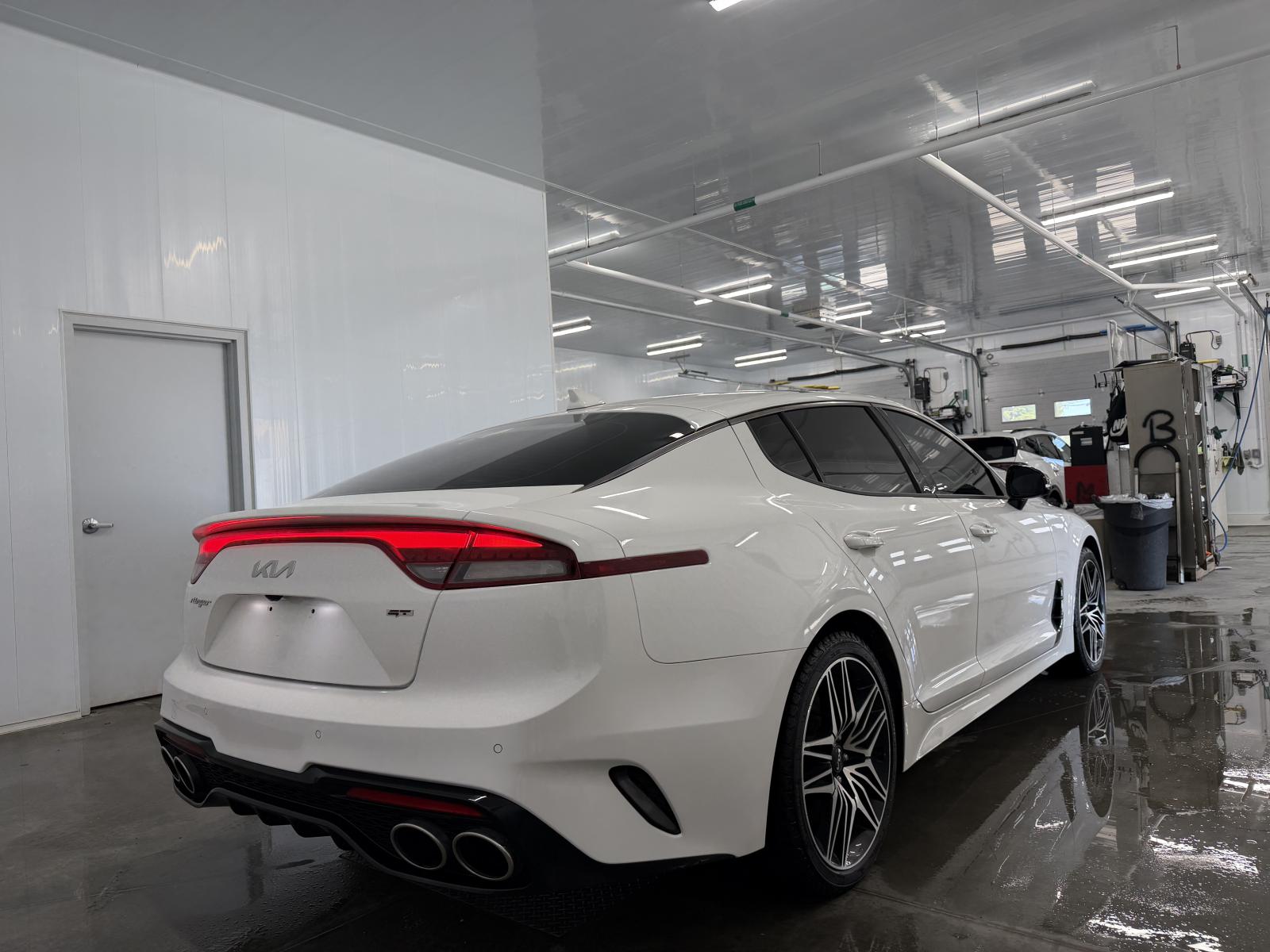 Kia Stinger GT Elite 2023 — photo 7