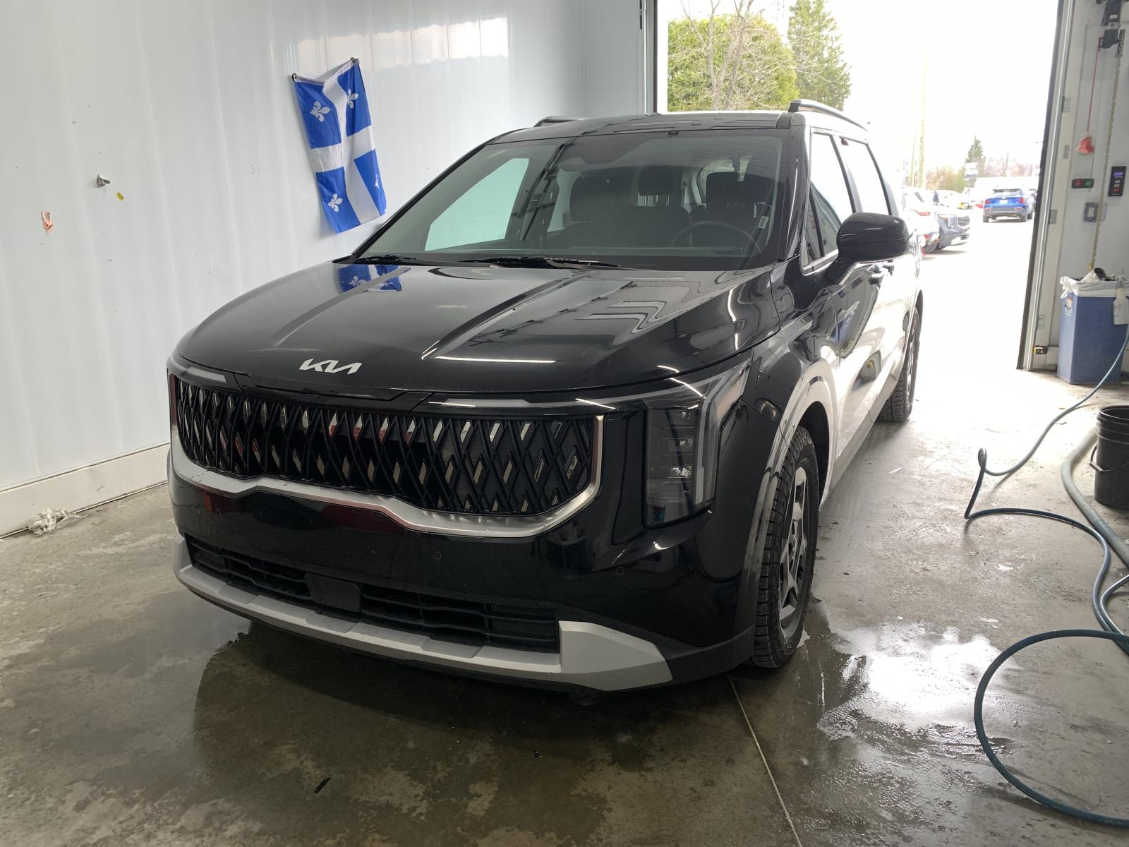 Kia Carnival LX+ 2025