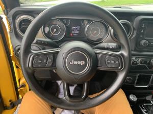 Miniature 16 Jeep Wrangler Sport S 2021