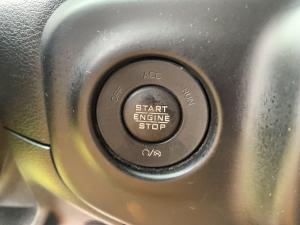 Miniature 20 Jeep Wrangler Sport S 2021