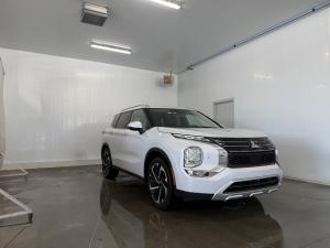Miniature 10 Mitsubishi Outlander SEL 2022