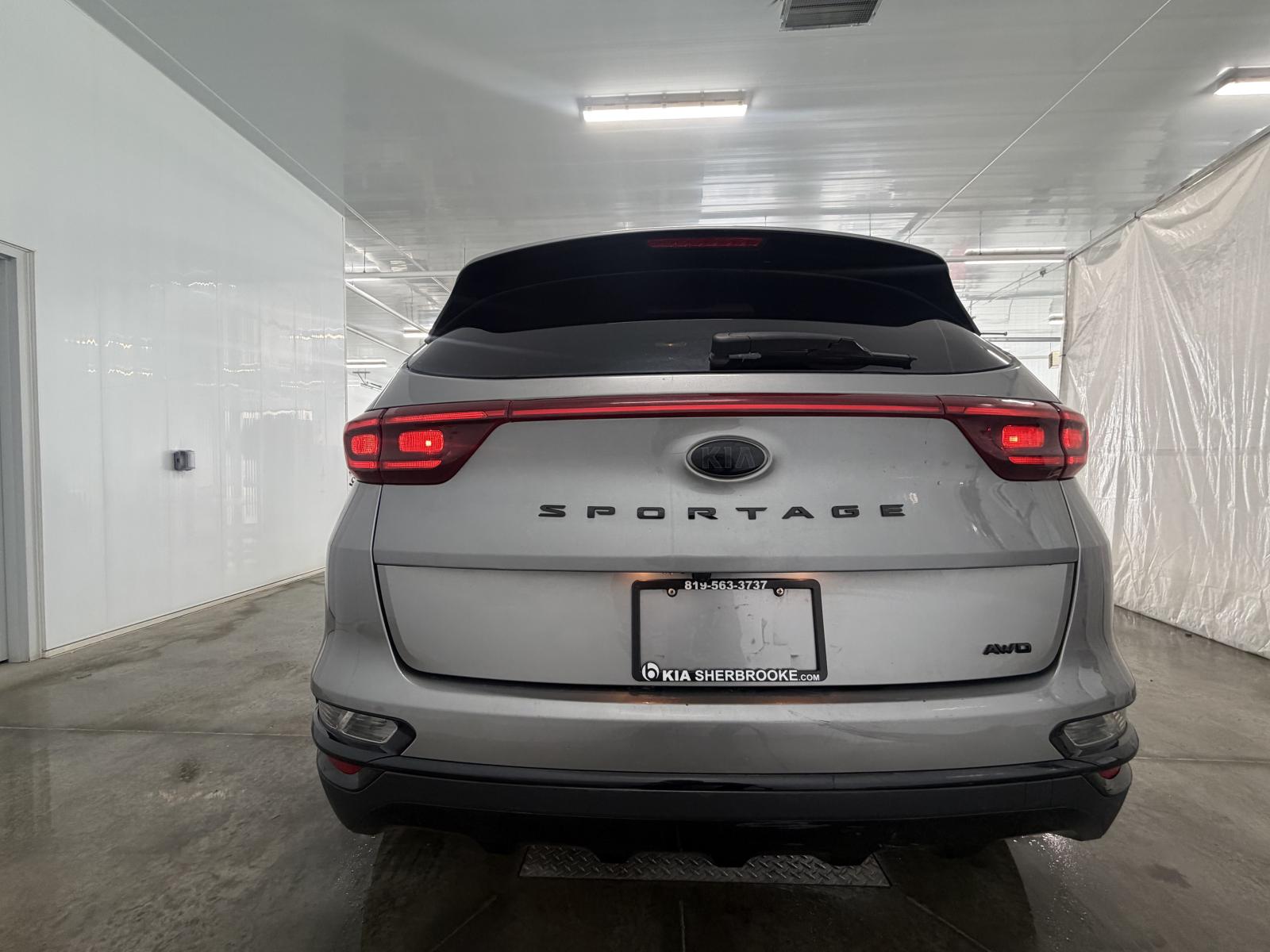 Kia Sportage LX Nightsky AWD 2022 — photo 5