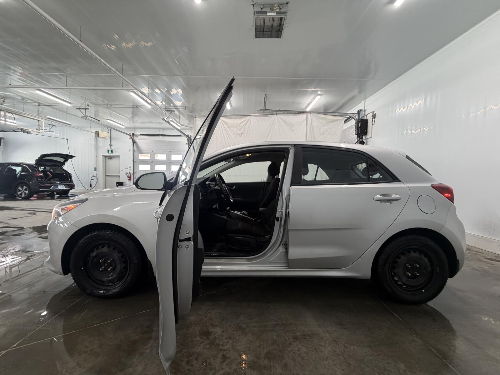 Kia Rio LX Plus 2020 — photo 3