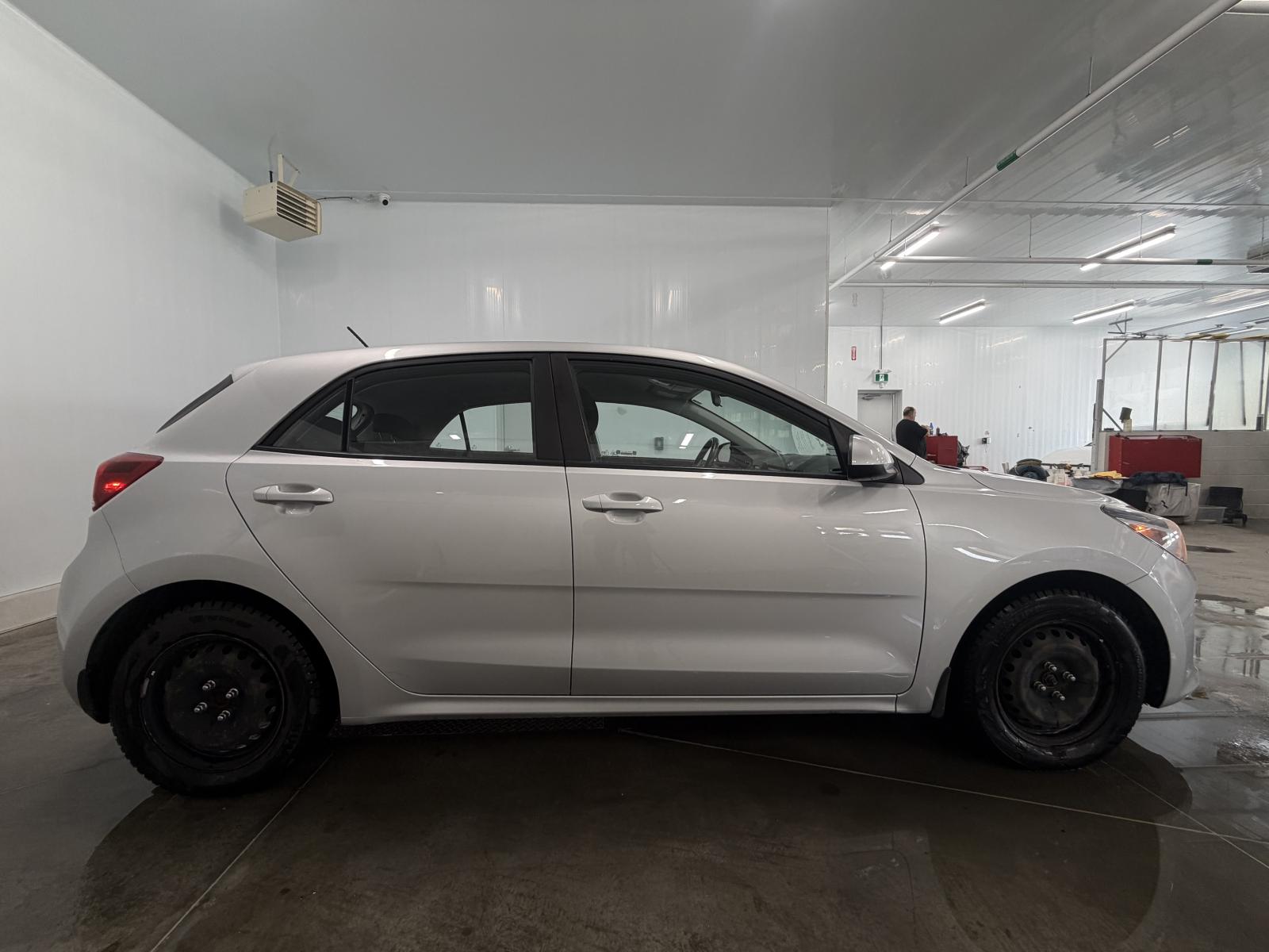 Kia Rio LX Plus 2020 — photo 8