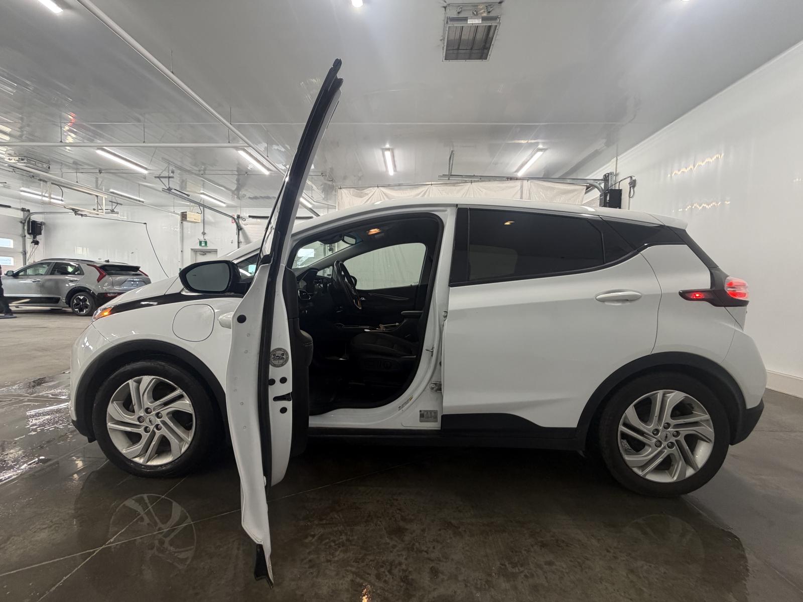 Chevrolet Bolt EV LT 2023 — photo 3