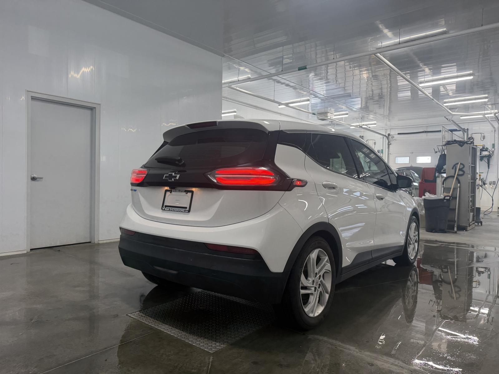 Chevrolet Bolt EV LT 2023 — photo 7