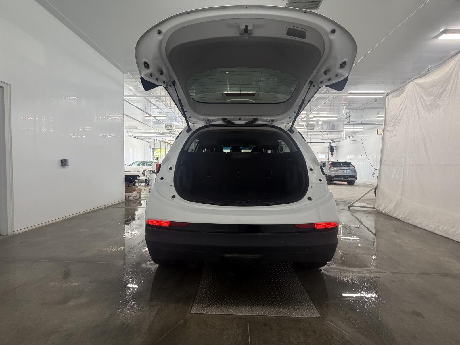 Chevrolet Bolt EV LT 2023 — photo 6