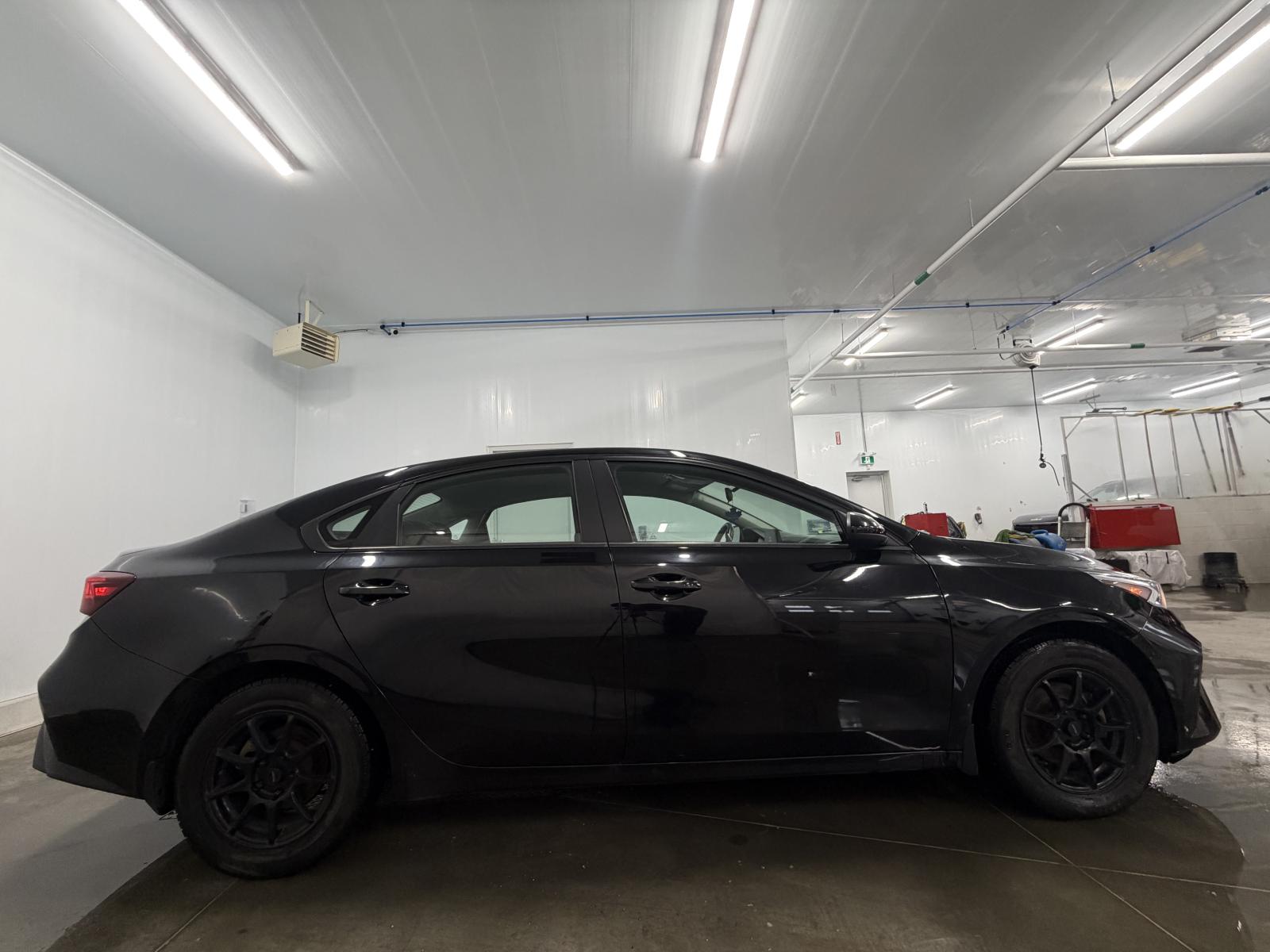 Kia Forte LX 2022 — photo 8