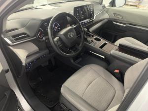 Thumbnail 10 Toyota Sienna LE 2024