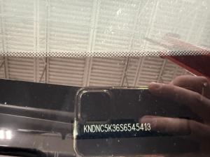 Miniature 5 Kia Carnival EX+ 2025