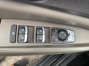 Miniature 18 Kia Carnival EX+ 2025