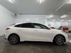 Miniature 9 Kia Forte5 GT 2022