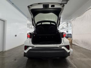 Miniature 7 Toyota C-HR LE 2021