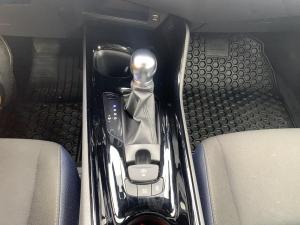 Miniature 22 Toyota C-HR LE 2021