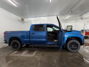 Miniature 10 Chevrolet Silverado 1500 LT Trail Boss 2023