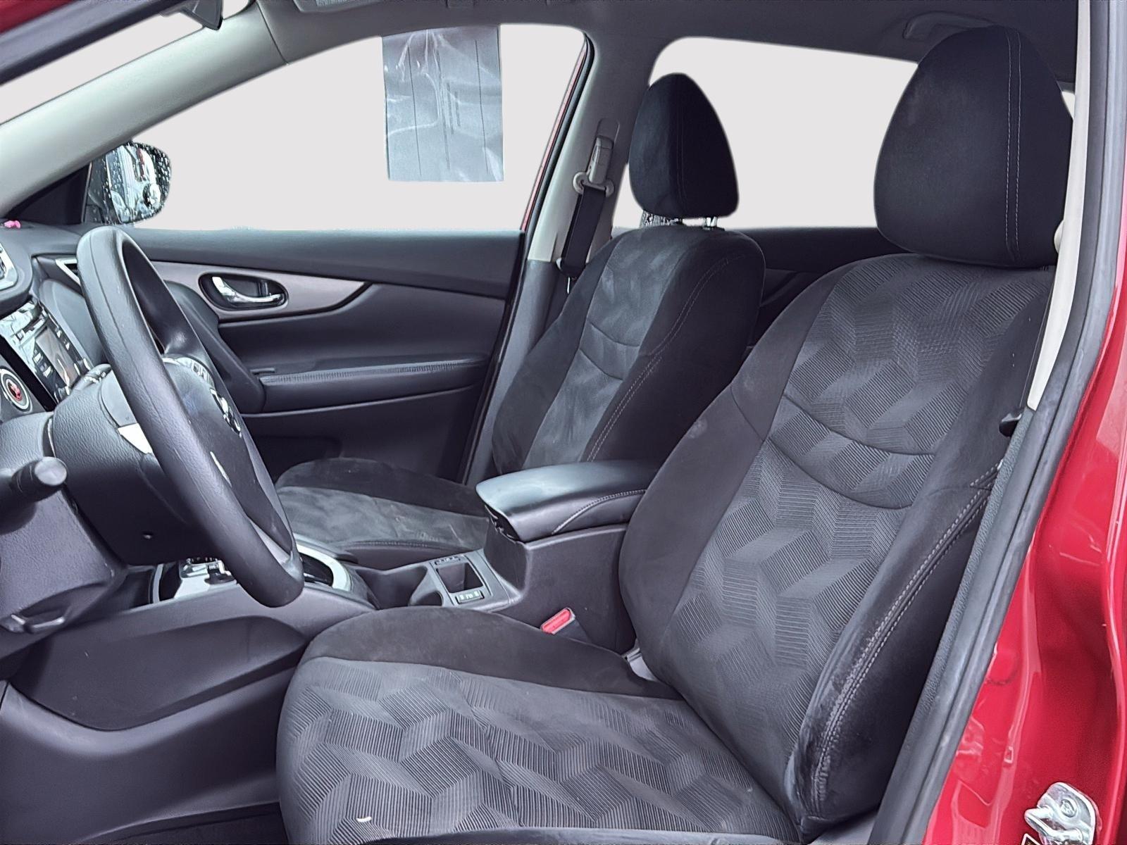 Image 11 Nissan Rogue SV Special Edition 2016