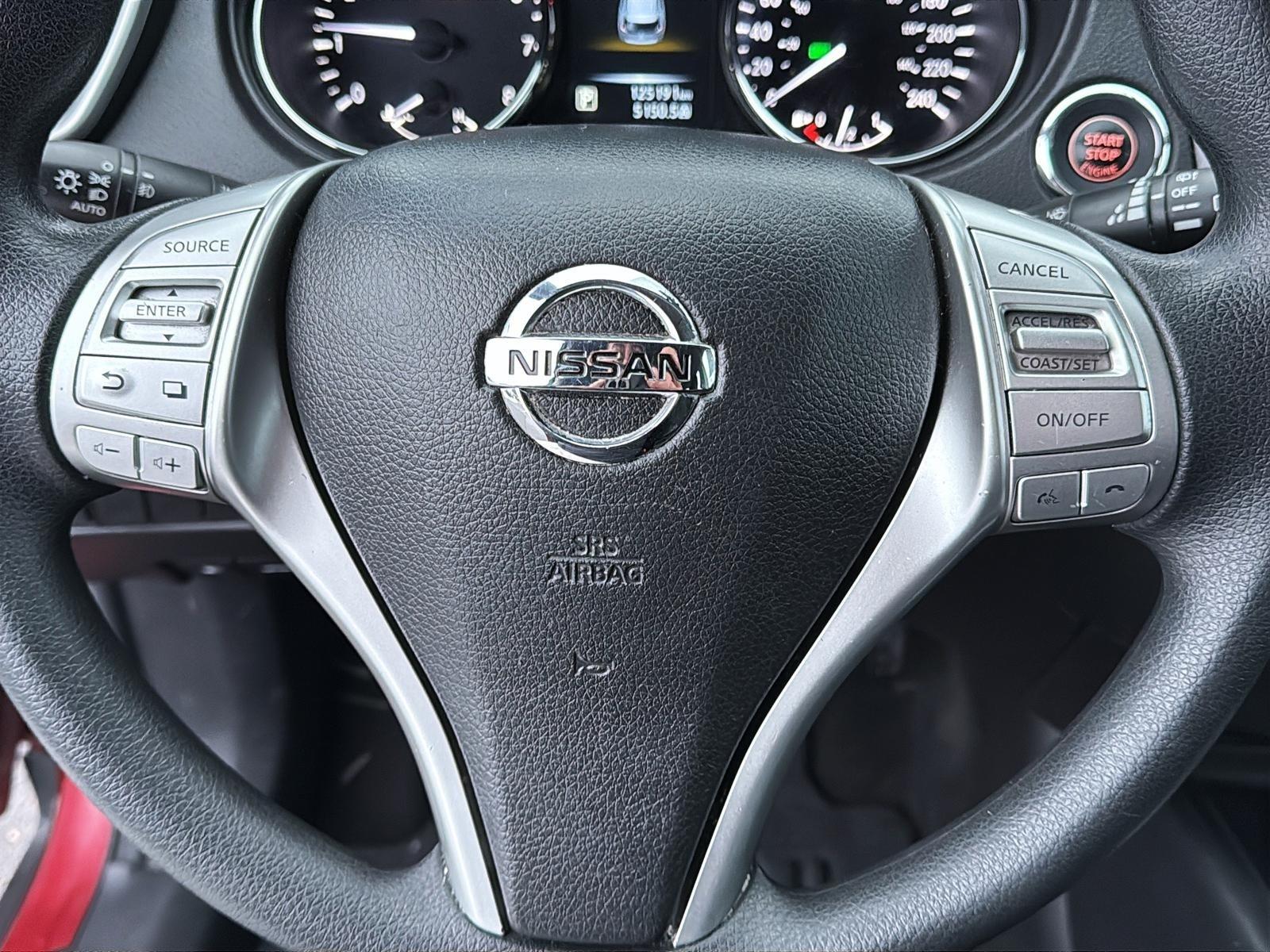 Image 15 Nissan Rogue SV Special Edition 2016