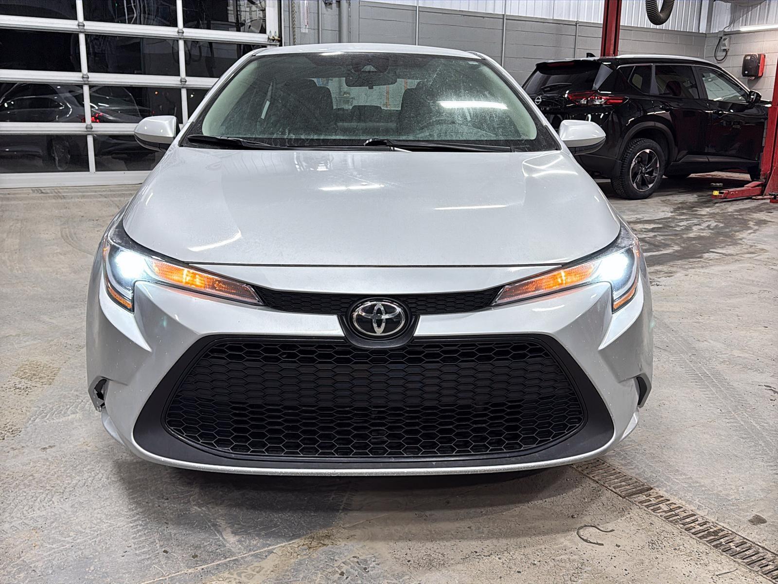 Image 9 Toyota Corolla L 2022